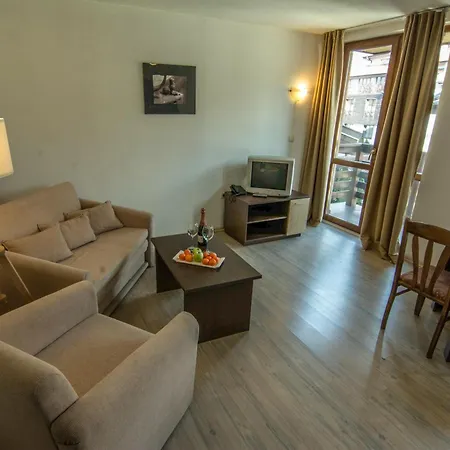 Banderitsa In With Queen Size Bed And Kitchen N5181 Apartment *